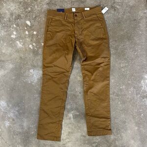 33x32 mens GAP Slim Fit Khakis